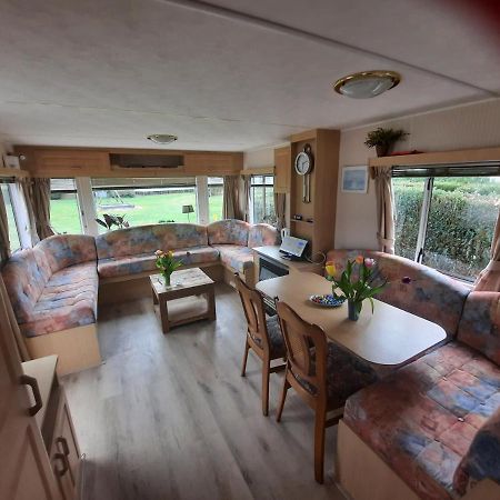 Mulder'S Vakantiehuis, Jaarplaats 108 Op Recreatiepark De Tien Heugten Schoonloo Dış mekan fotoğraf