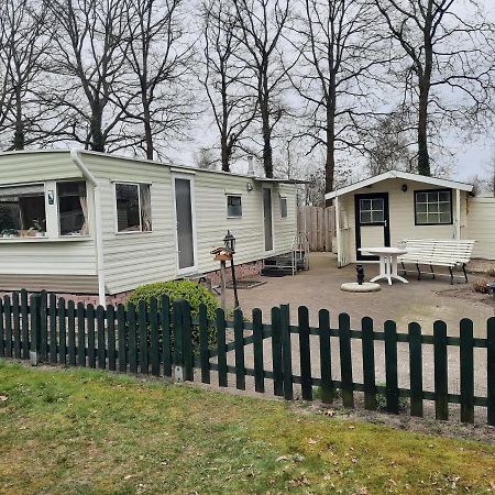 Mulder'S Vakantiehuis, Jaarplaats 108 Op Recreatiepark De Tien Heugten Schoonloo Dış mekan fotoğraf